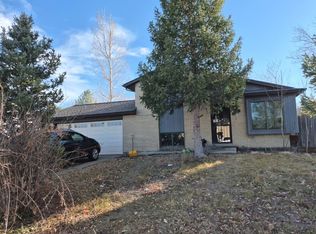 16592 E 7th Pl, Aurora, CO 80011