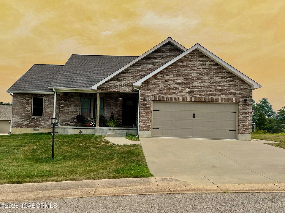 1st image of 1202 Primrose Ct