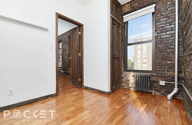 Rented by PocketBroker Inc | media 29