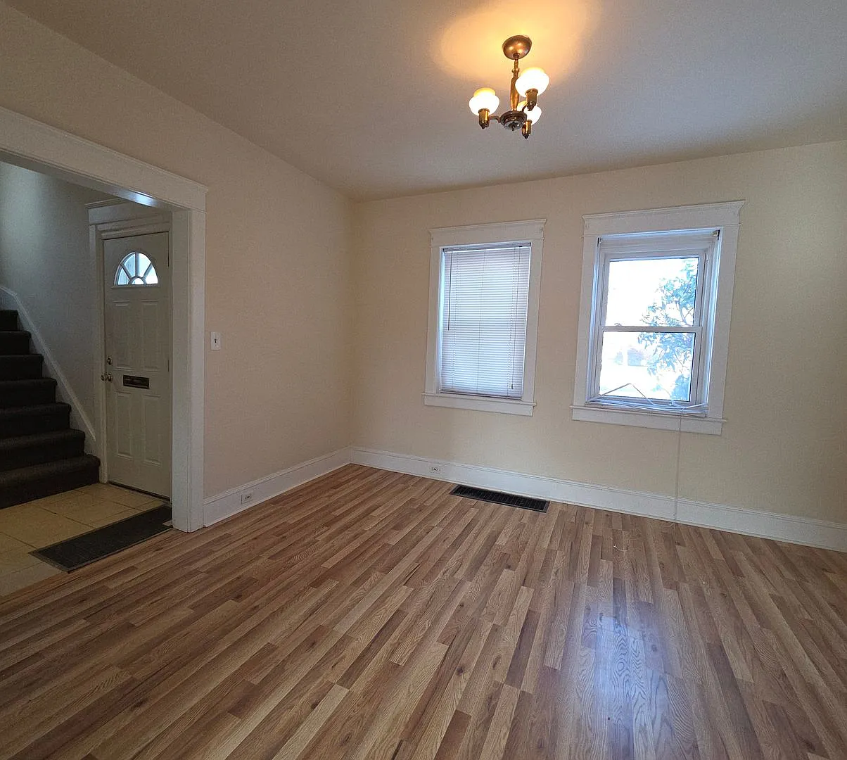 3 bedroom house For Rent — Photo 3