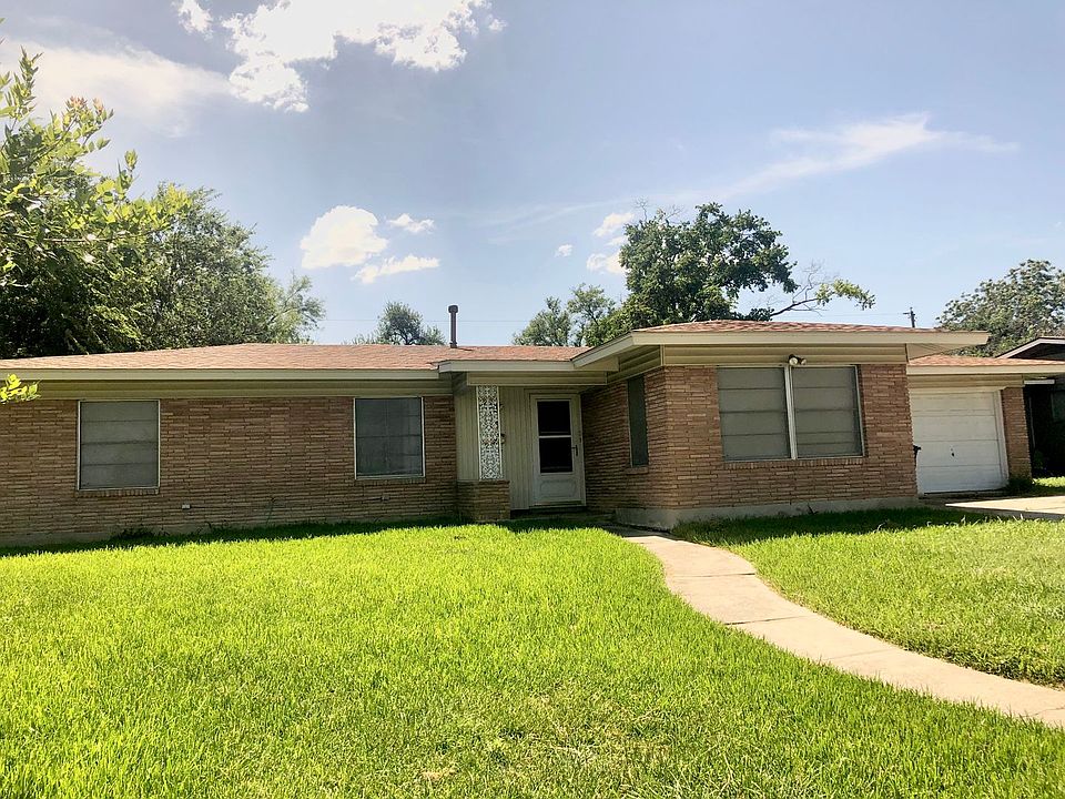 403 Tanglewood, San Antonio, TX 78216 Zillow