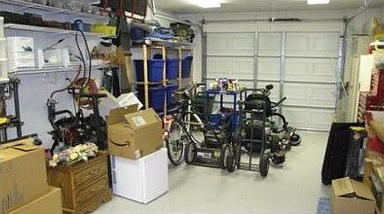 4th image of 1728 Castlewood Dr
