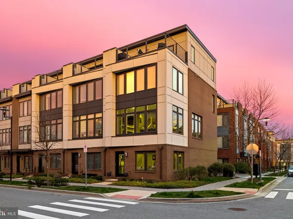 8050 Tribeca St, Rockville, MD 20855