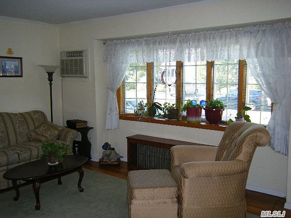 3rd image of 89 Ocean Ave