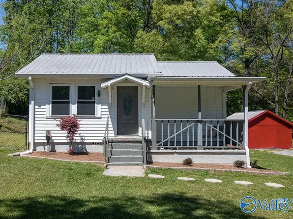 413 W 50th St, Anniston, AL 36206