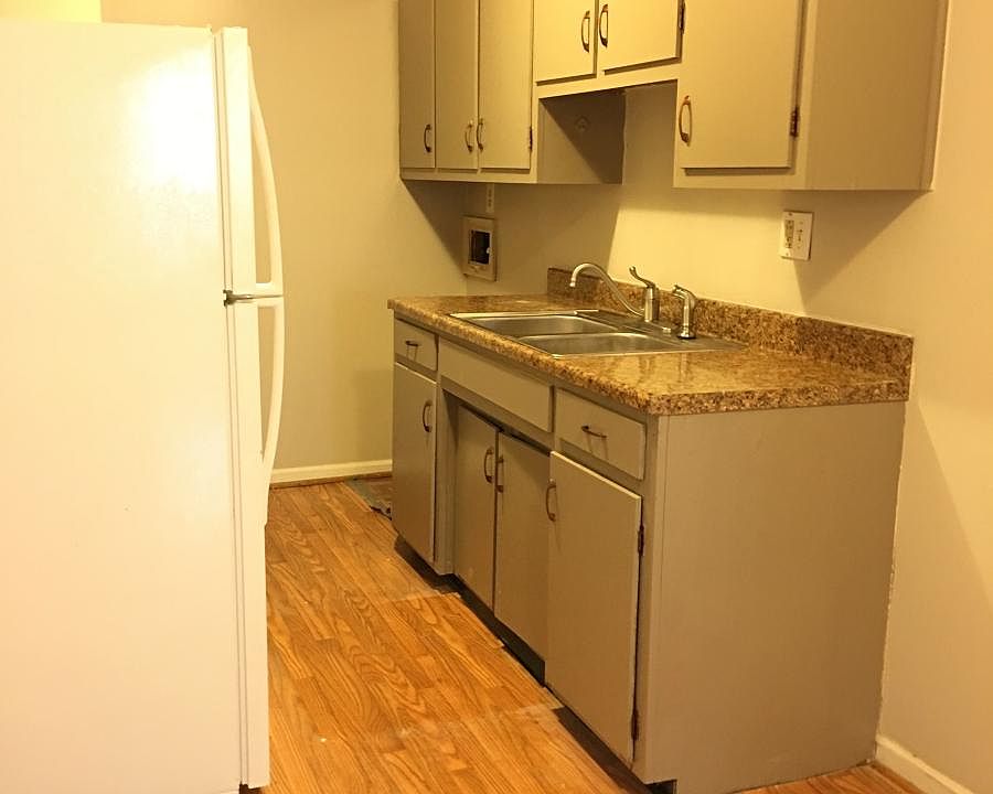 2nd image of 1345 Royalty Ct APT 3