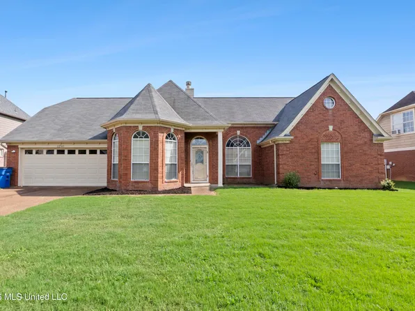 12749 Fox Run Dr, Olive Branch, MS 38654