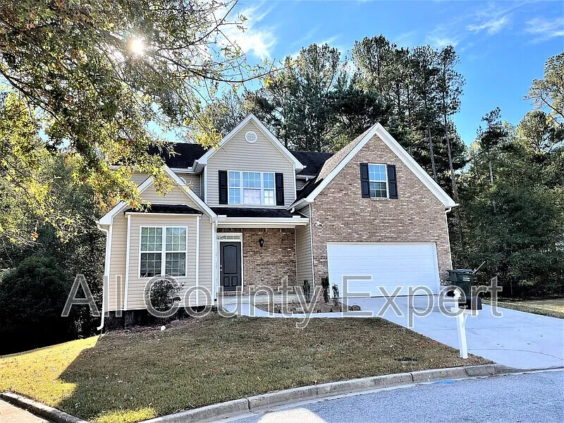 2370 Temple View Ct