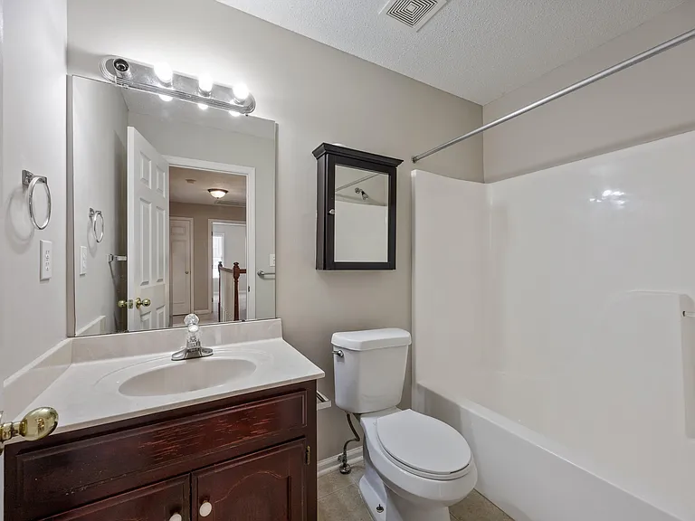 115 Medicine Bend Ct — Photo 8