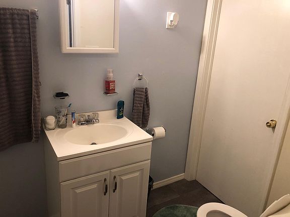5th image of 2221 Stratford Ave