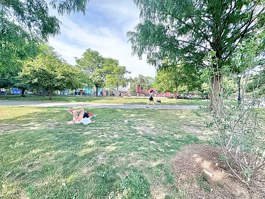 Rented by Doorway NYC, LLC | media 17