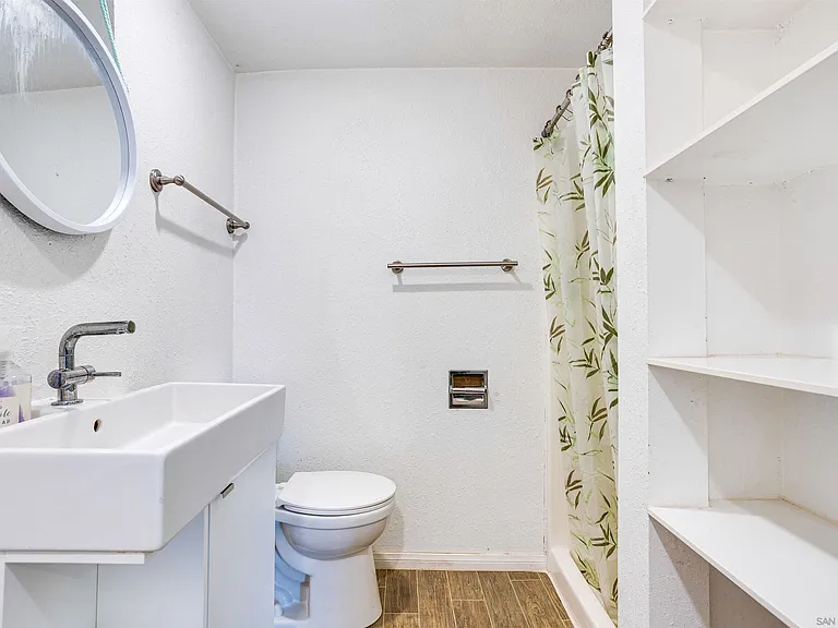 5037 Crestland Dr #A — Photo 16