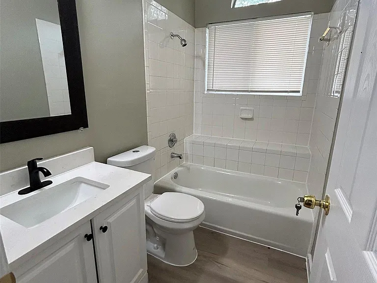 1235 Armadillo Rd #B — Photo 10