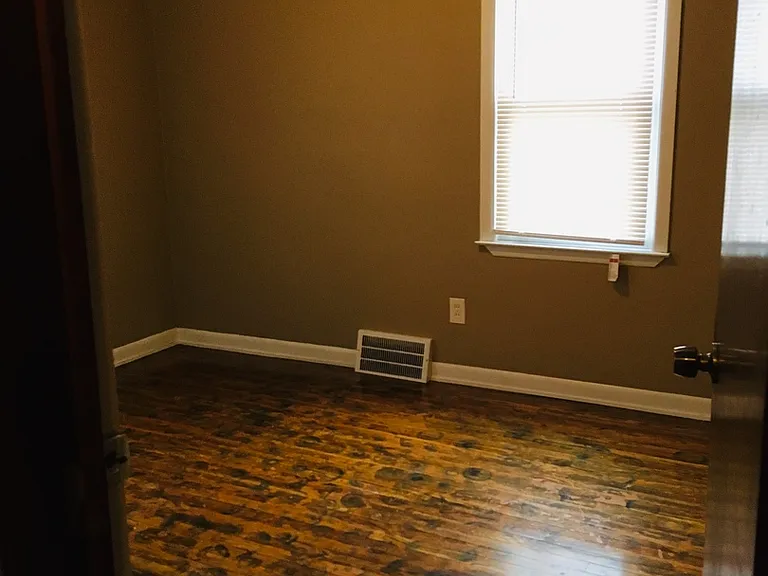 14989 Lincoln Ave — Photo 10