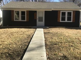 2430 SE Virginia Ave, Topeka, KS 66605
