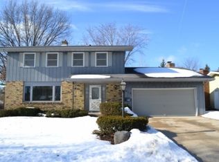 610 Whitehall Dr, Madison, WI 53714