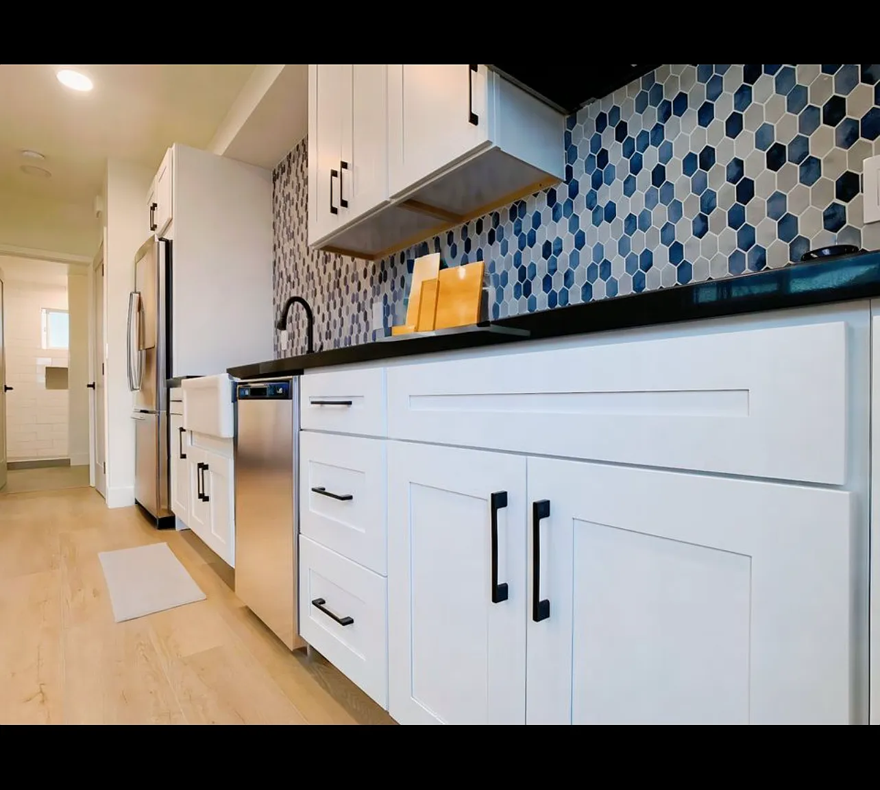 5042 Savannah Pl — Photo 2