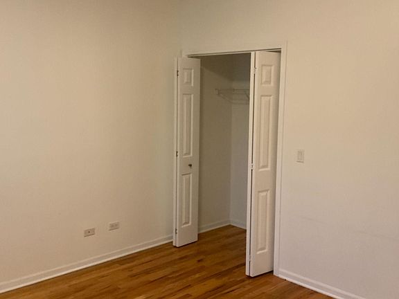 5th image of 3622 S Hoyne Ave #2