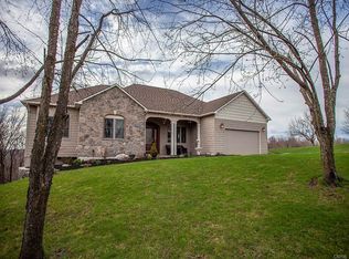 6983 Clematis Cir, La Fayette, NY 13084