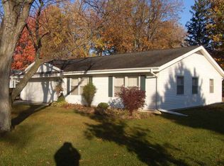 717 Bryan St, Berne, IN 46711