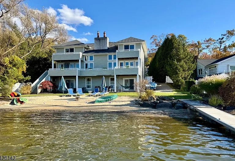 73 Forest Lake Dr — Photo 1