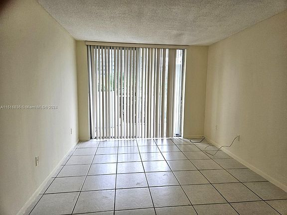 4th image of 1300 NE Miami Gardens Dr APT 217E