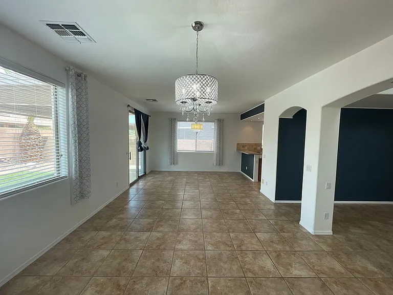 14984 W Desert Hills Dr — Photo 11