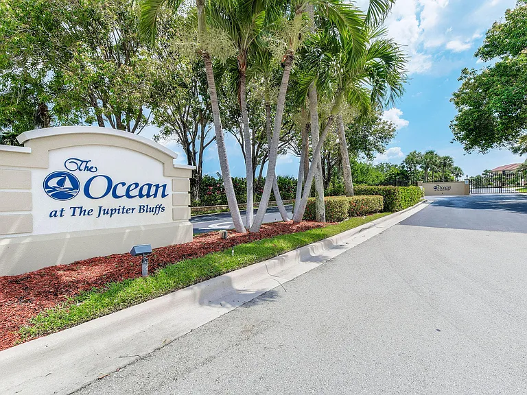 101 Ocean Bluffs Blvd #504 — Photo 58