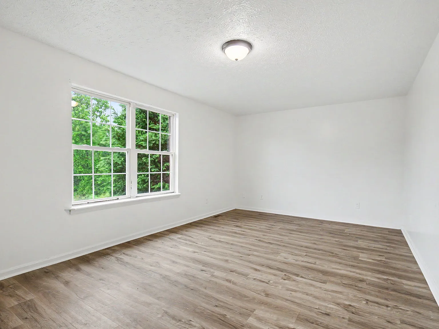 Park Place Apartments — Photo 4