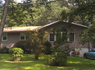 96 Weldon Rd, Lake Hopatcong, NJ 07849