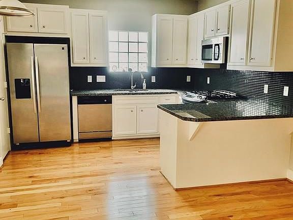4th image of 3719 Main Aspen Dr