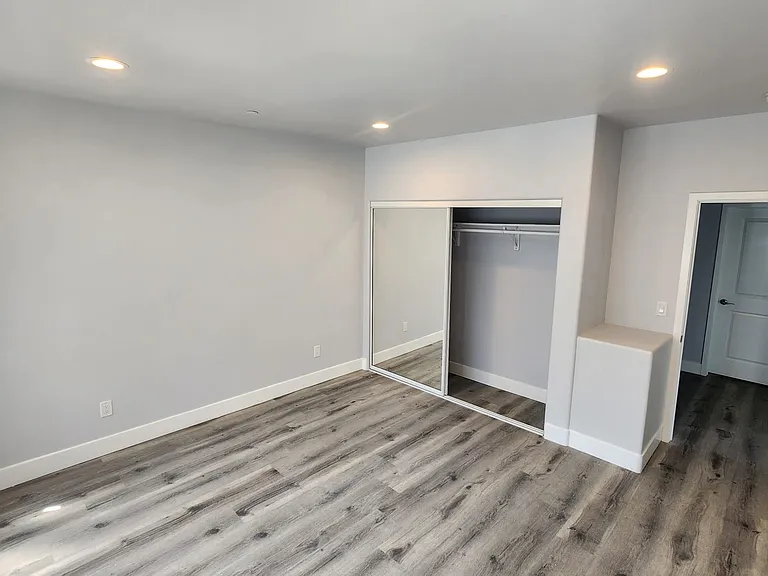 1075 N Los Robles Ave #101 — Photo 8