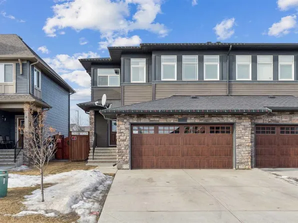 171 E Kinniburgh Rd, Chestermere, AB T1X 0T8