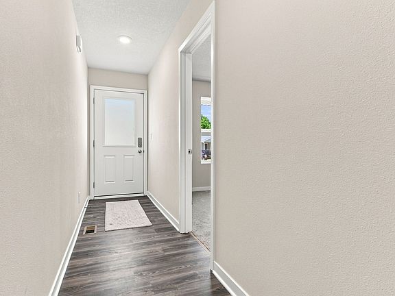 3rd image of 5613 Brook View Ave