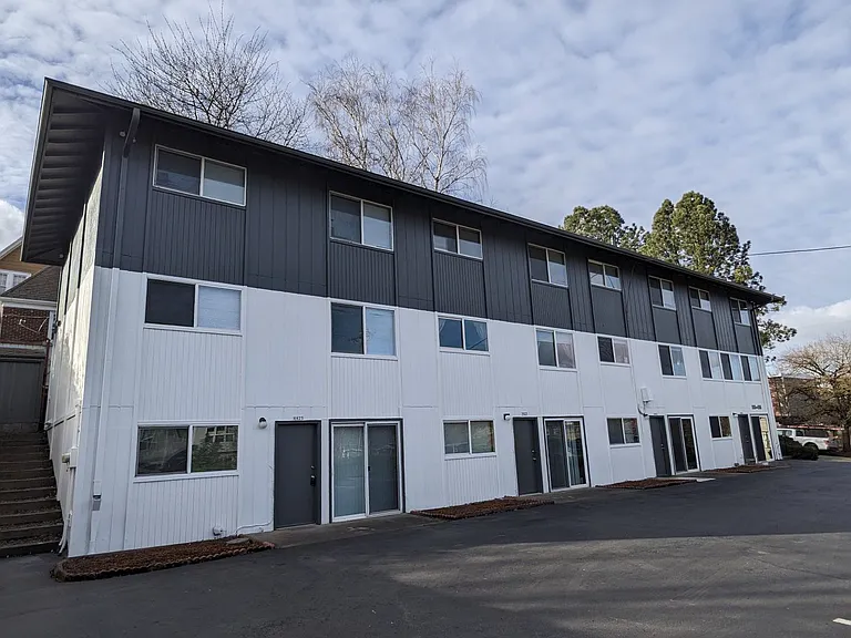 4405-4425 SE 15th Ave — Photo 48