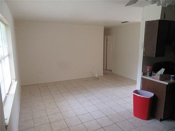 4th image of 11309 Erich Dr
