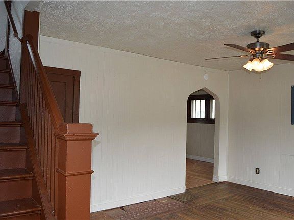 5th image of 2644 River Rd