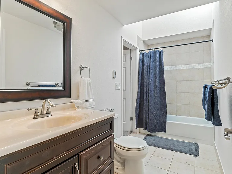 8229 212th St SW #303 — Photo 6