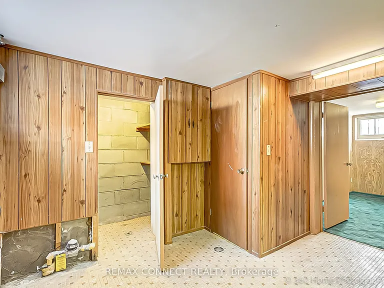 166 Moore Park Ave — Photo 7