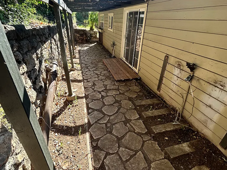 897 Union St — Photo 18