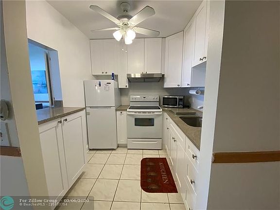 4th image of 70 Ashby Cir #B