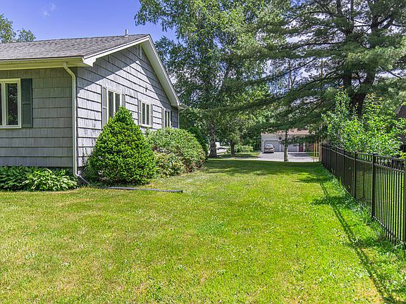 5th image of 30 Saratoga Avenue