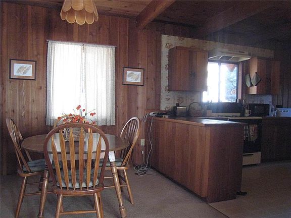 3rd image of 340 Woodview Ct