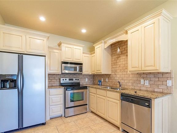 2nd image of 4053 E Zion Valley Dr