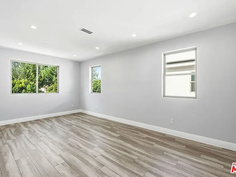 6717 Sunnyslope Ave — Photo 21