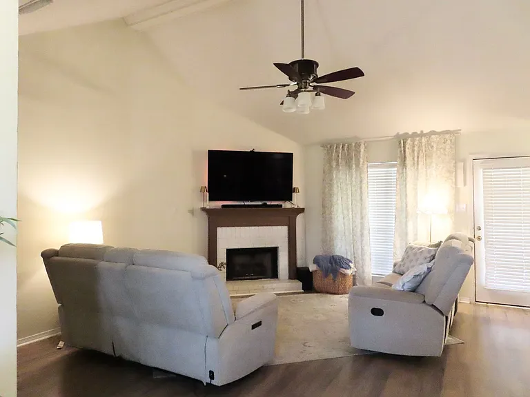 9471 Homestead Dr S — Photo 21