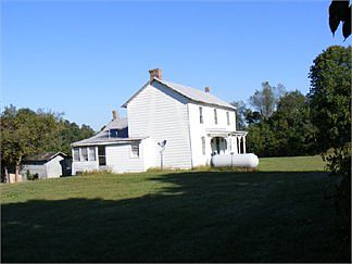 2nd image of 905 Hudgins Rd