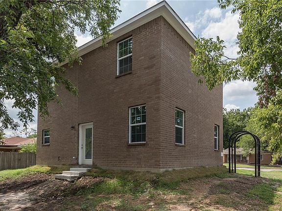 5th image of 501 Grant Cir