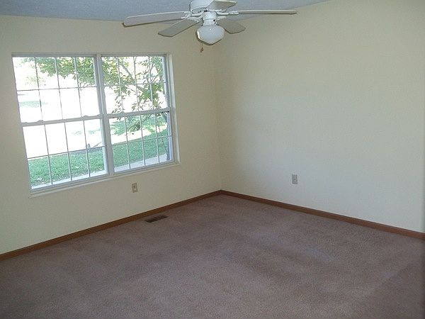 2nd image of 185 Harlan St APT 3