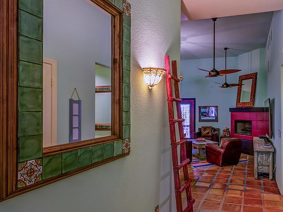 4th image of 52300 Avenida Navarro